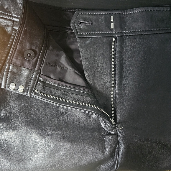 Babaton Black Command Cropped Vegan Leather Pant Size 8 - Picture 5 of 10